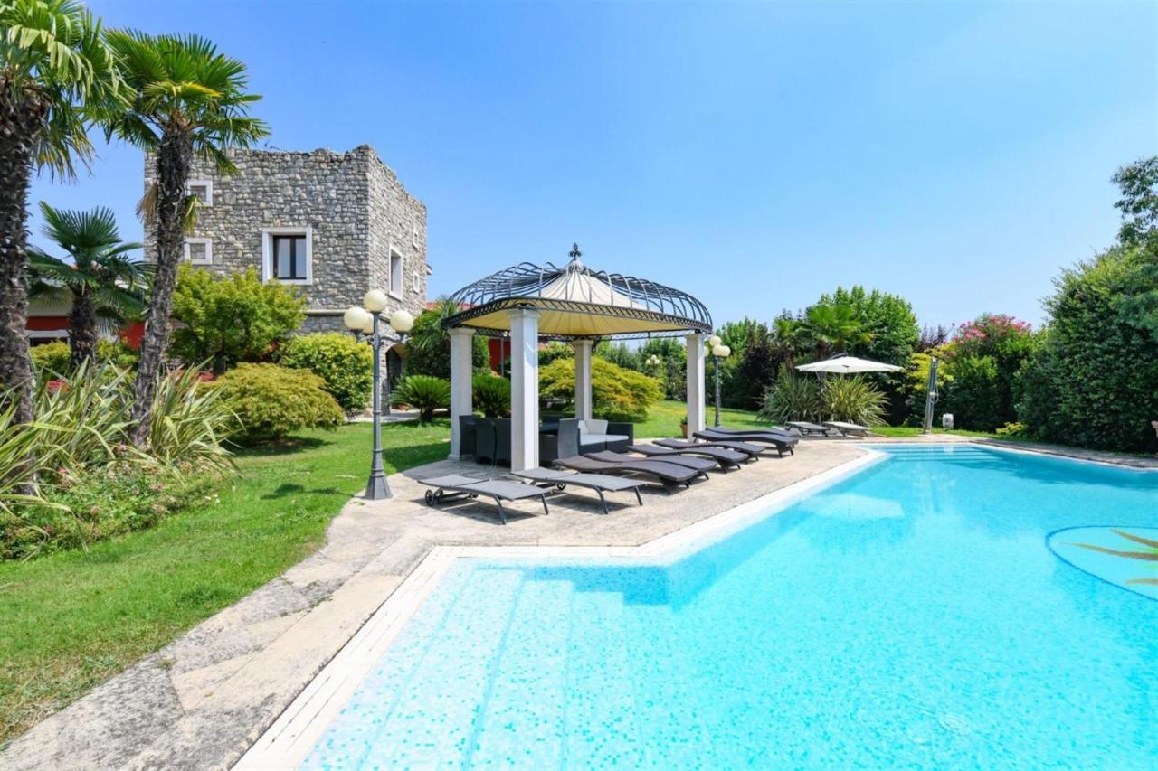 Moniga del Garda Private Luxury Villa With Pool מראה חיצוני תמונה