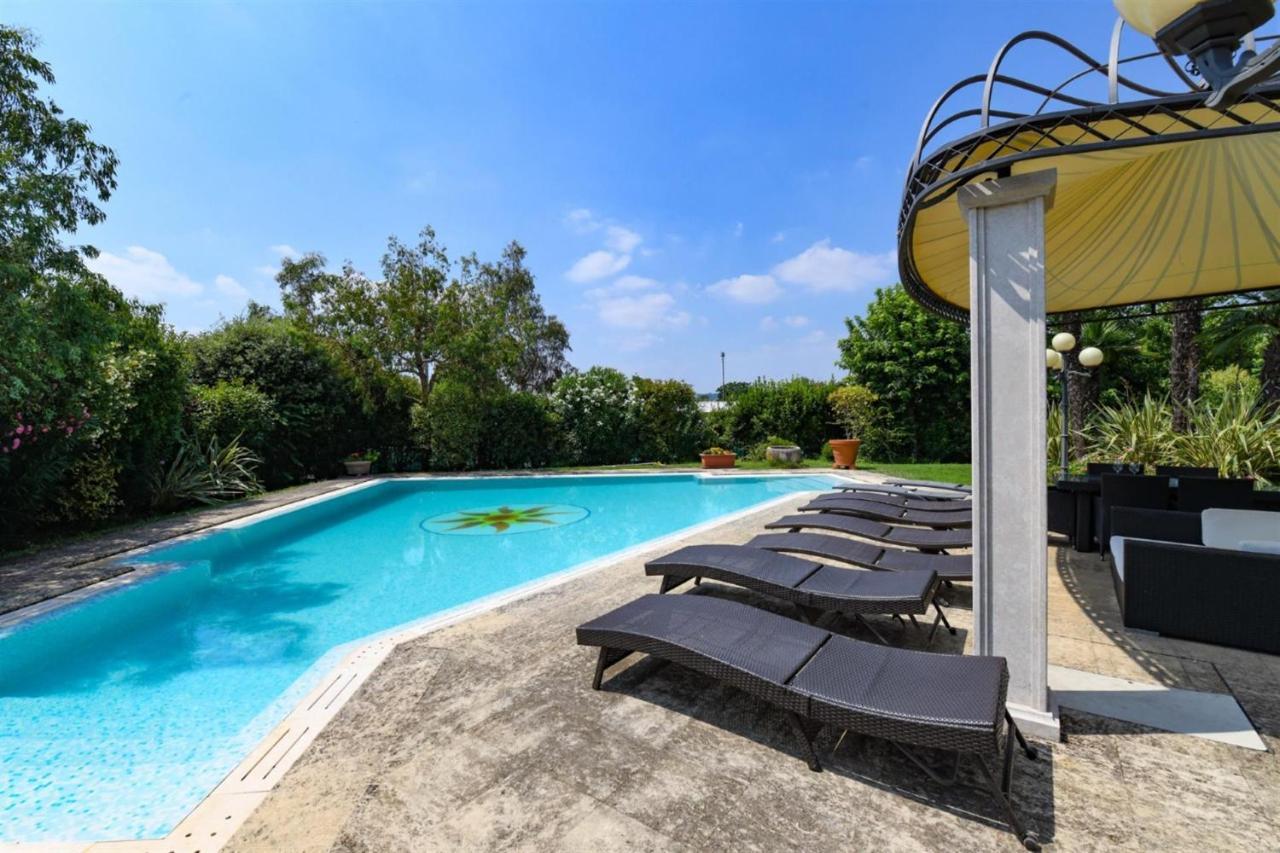 Moniga del Garda Private Luxury Villa With Pool מראה חיצוני תמונה