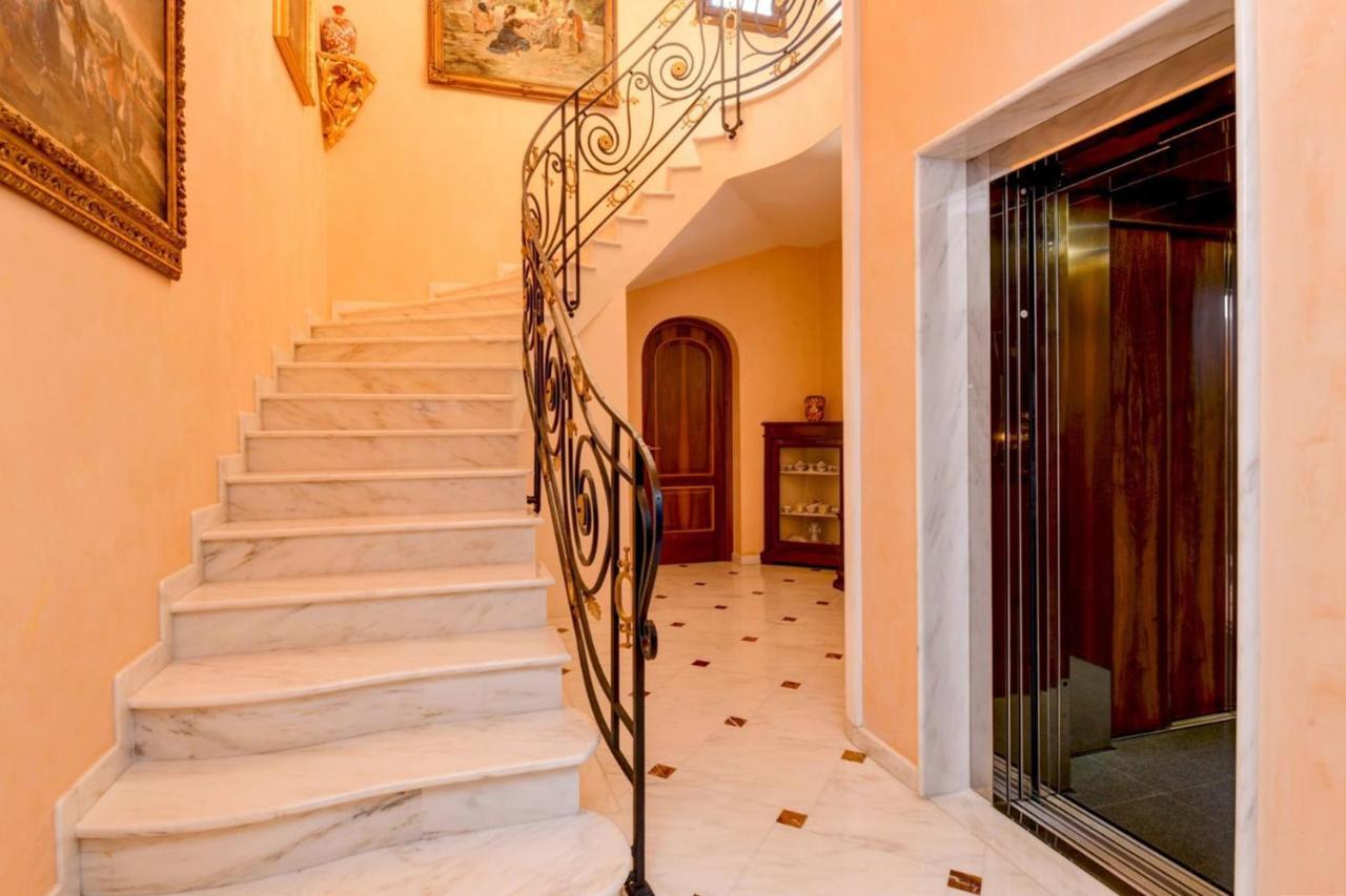 Moniga del Garda Private Luxury Villa With Pool מראה חיצוני תמונה